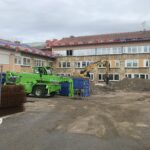 Första spadtaget för ombyggnationen av kommunhuset